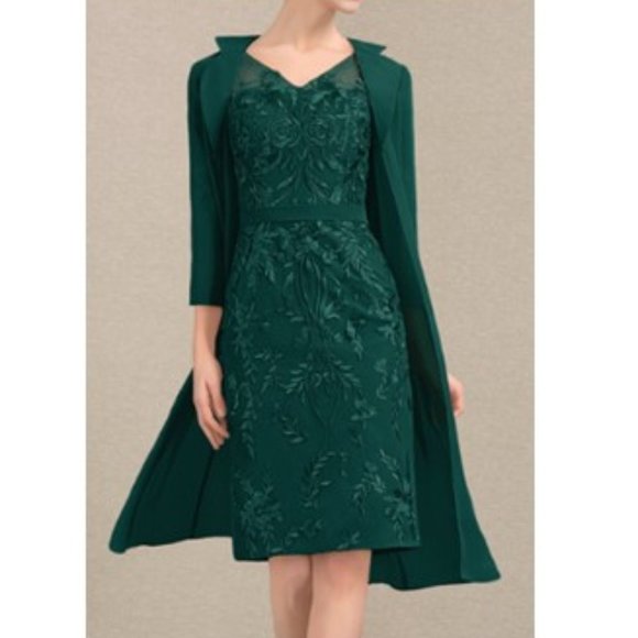 Holiday Special Occasion Dress - Picture 1 of 6